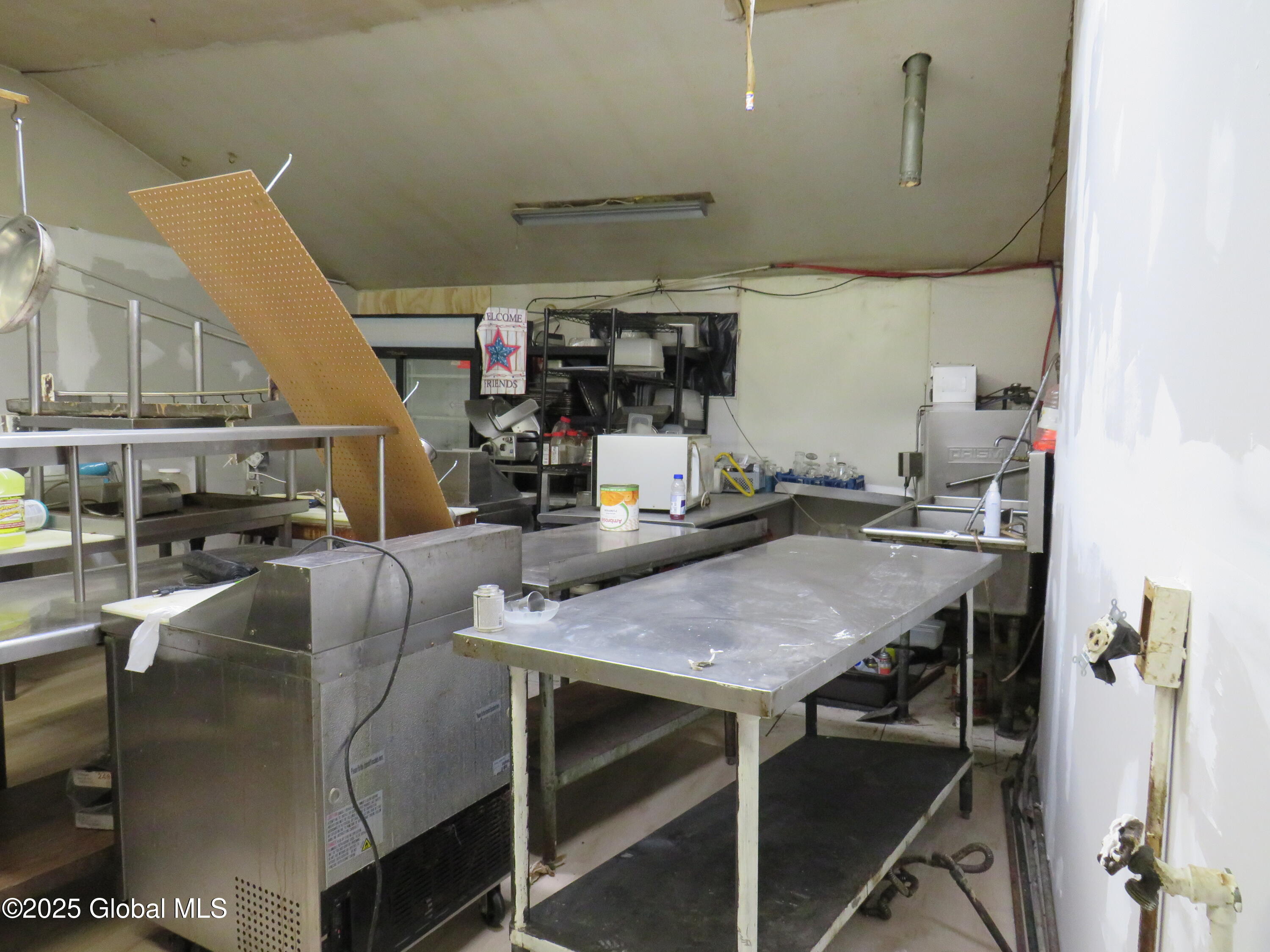 67 Bridge Street Amsterdam, NY 12010 - Photo 47 of 114 IMG_7637