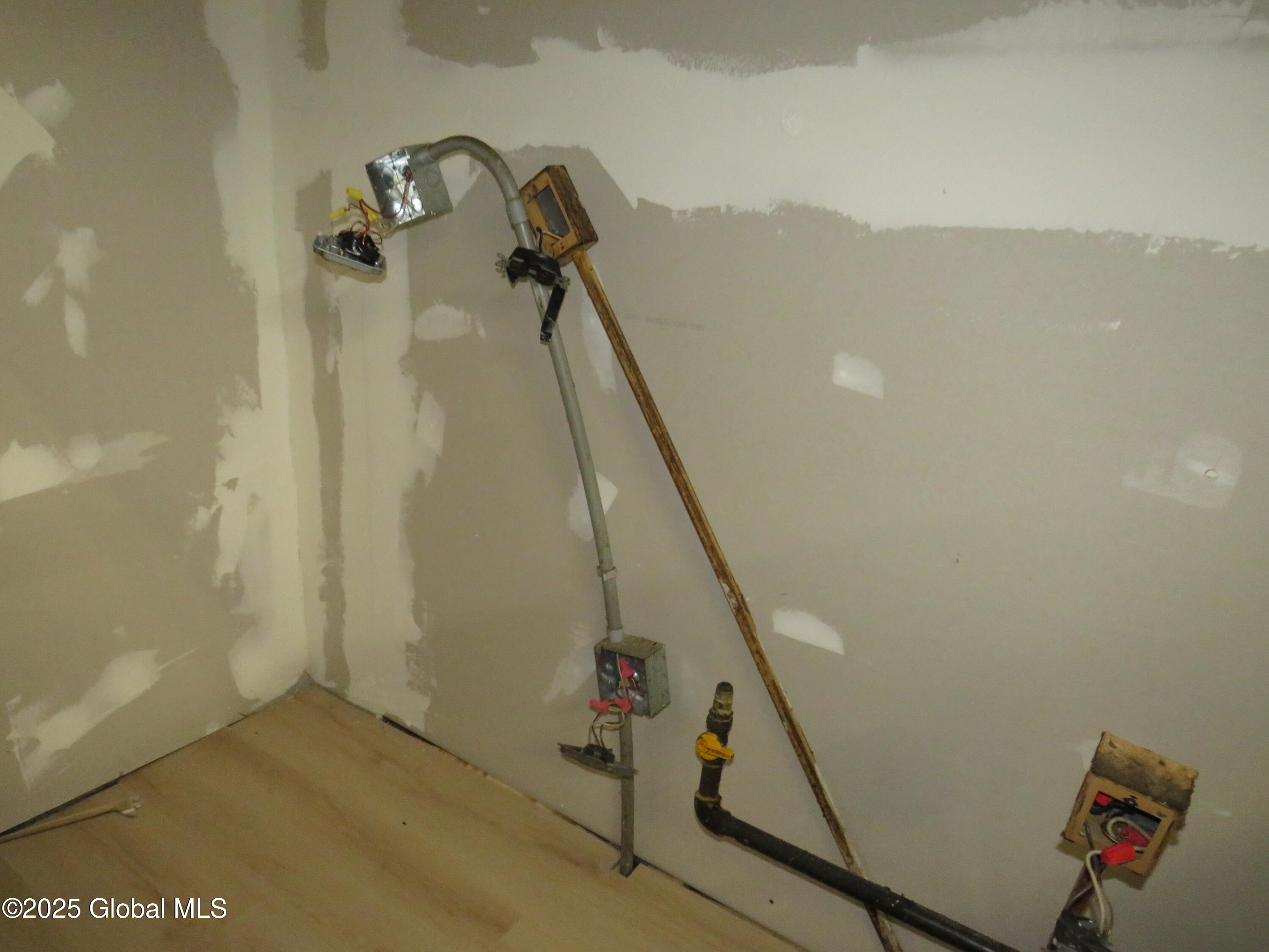 67 Bridge Street Amsterdam, NY 12010 - Photo 49 of 114 IMG_7645