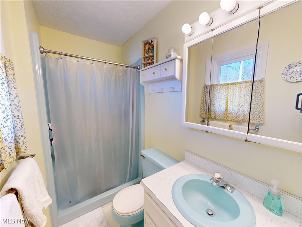 2976 Arcola Road Madison, OH 44057 - Photo 38 of 47
