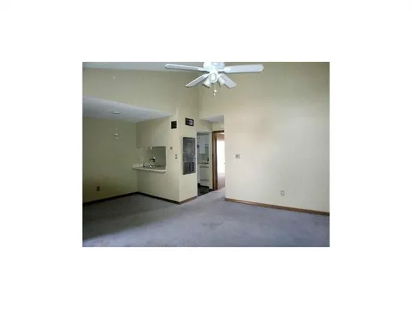 $875 | 2513 Pasadena Avenue, Unit 304, Metairie, LA 70001