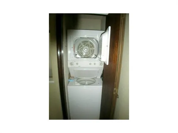 $875 | 2513 Pasadena Avenue, Unit 304, Metairie, LA 70001