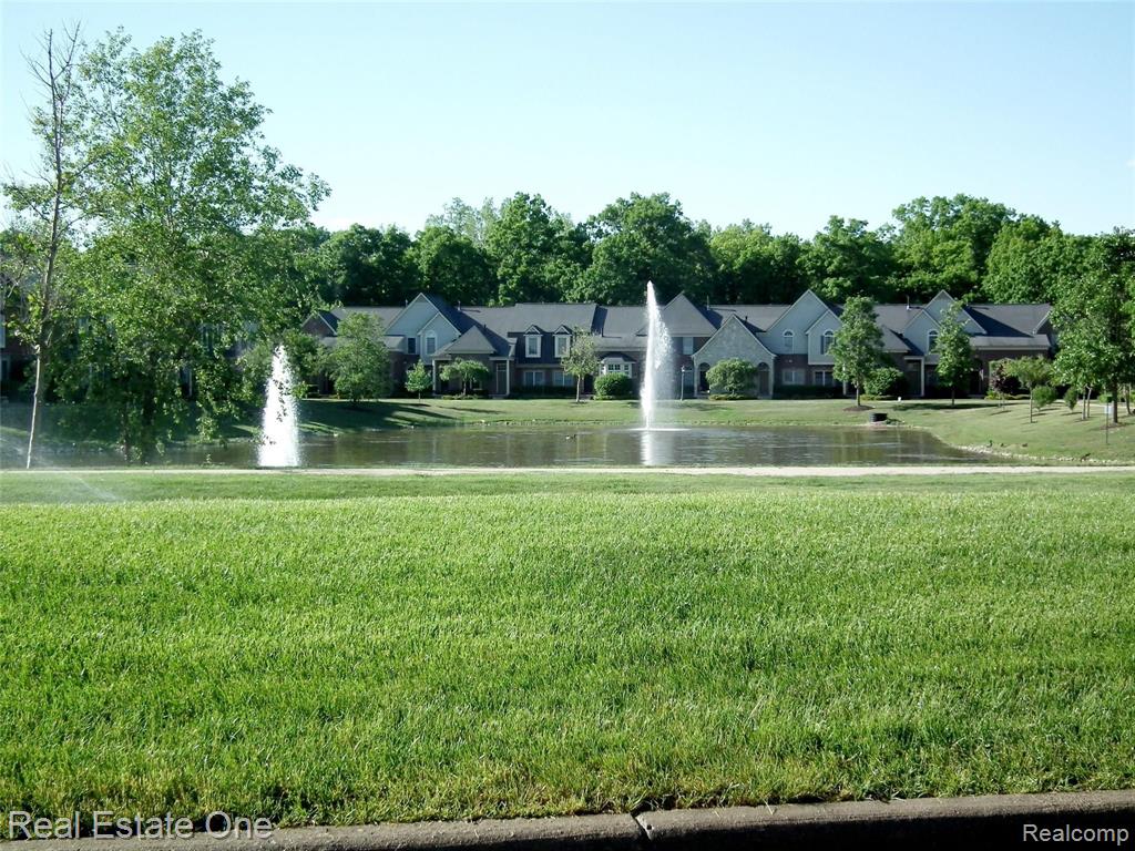 45576 South Stonewood Road Canton, MI 48187 - Photo 30 of 30