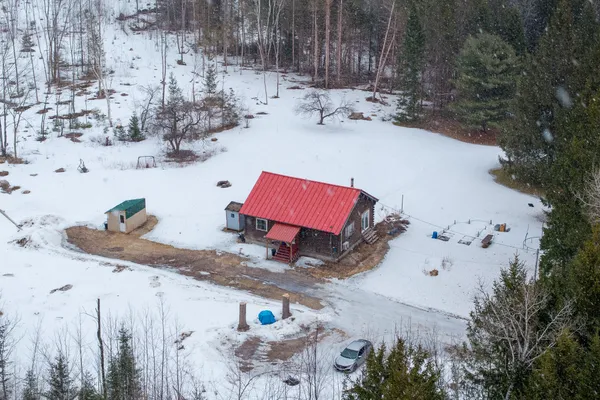 $289,900 | 1337 East Plantation Road, Blaine, ME 04734