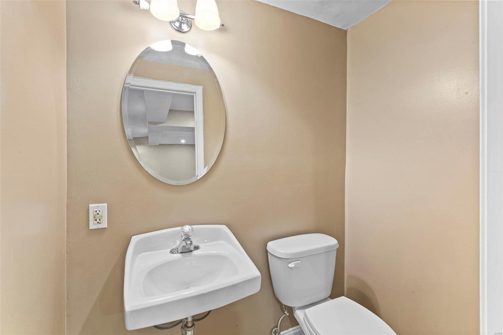 220 Blackmer Place Webster Groves, MO 63119 - Photo 33 of 37