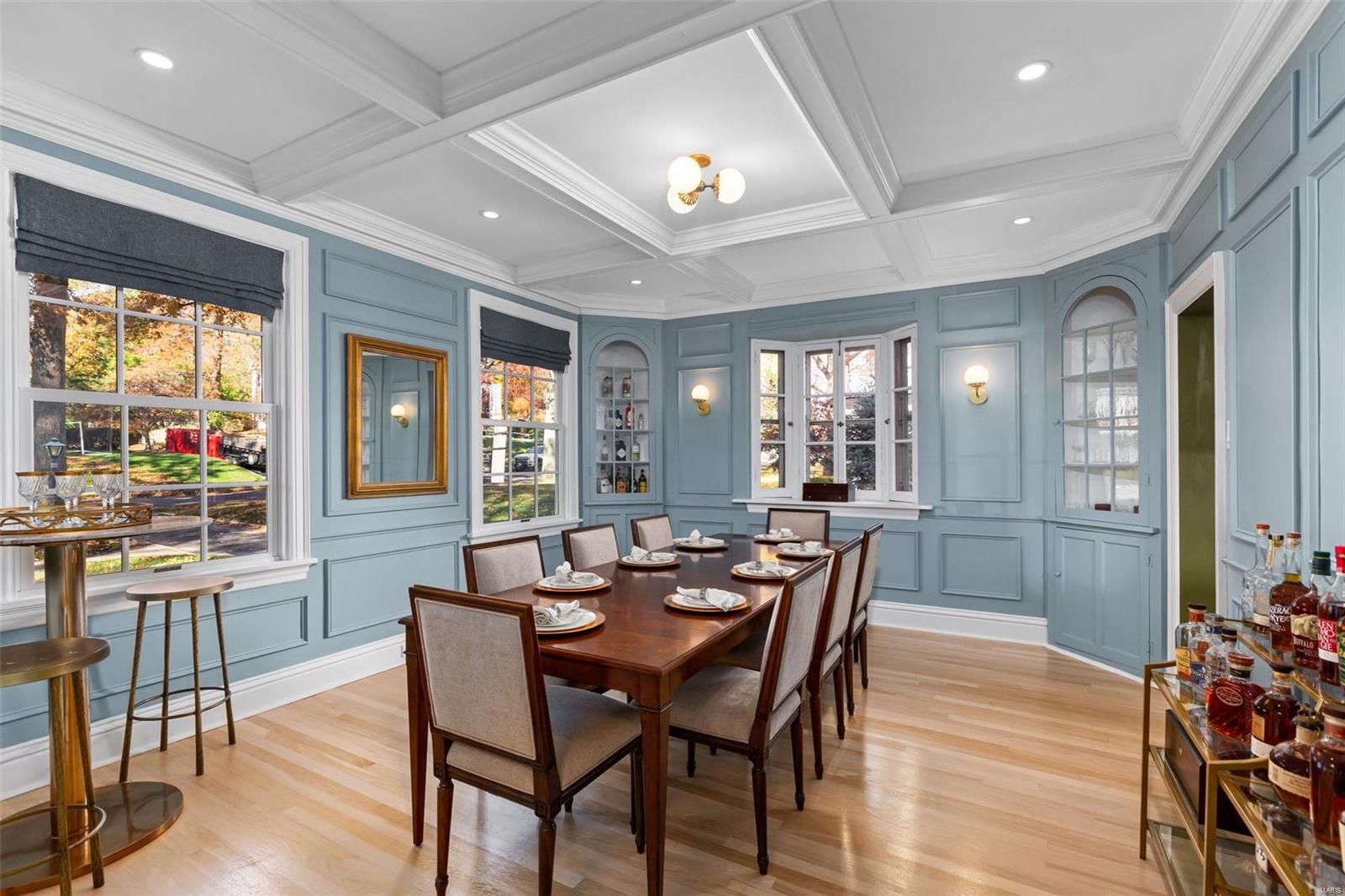 220 Blackmer Place Webster Groves, MO 63119 - Photo 8 of 37