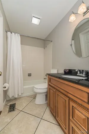$589,000 | 14380 Cedar Springs Drive, Chesterfield, MO 63017