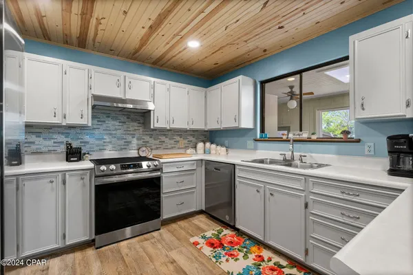 $465,000 | 806 South Longwood Circle, Panama City, FL 32405