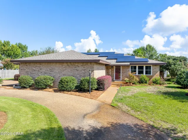 $465,000 | 806 South Longwood Circle, Panama City, FL 32405