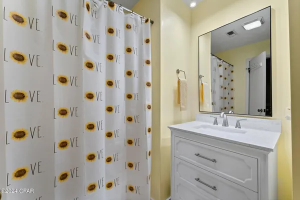 $465,000 | 806 South Longwood Circle, Panama City, FL 32405