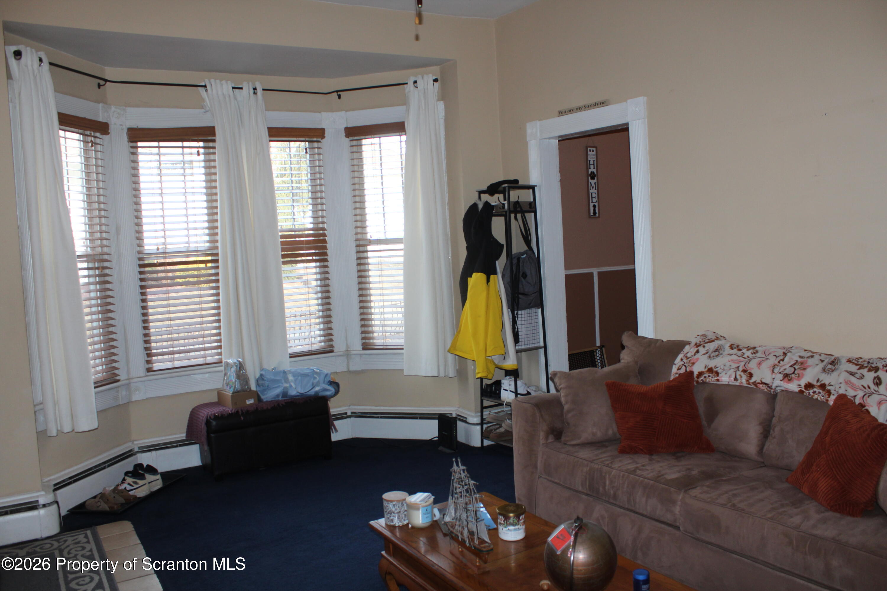 114 North Sumner Avenue Scranton, PA 18504 - Photo 9 of 50 Living Room
