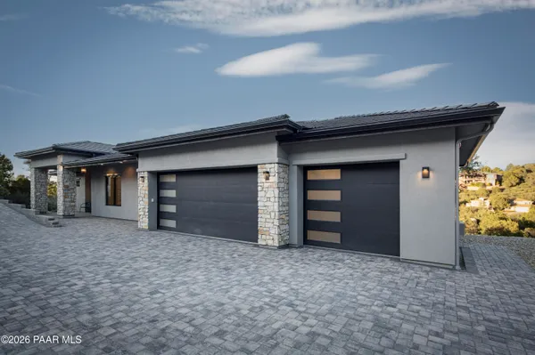 $1,468,000 | 233 Sleepyglen Circle, Prescott, AZ 86303