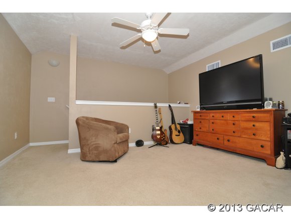 4952 Southwest 91st Way Gainesville, FL 32608 - Photo 18 of 24 Guest Bedroom or Bonus Room