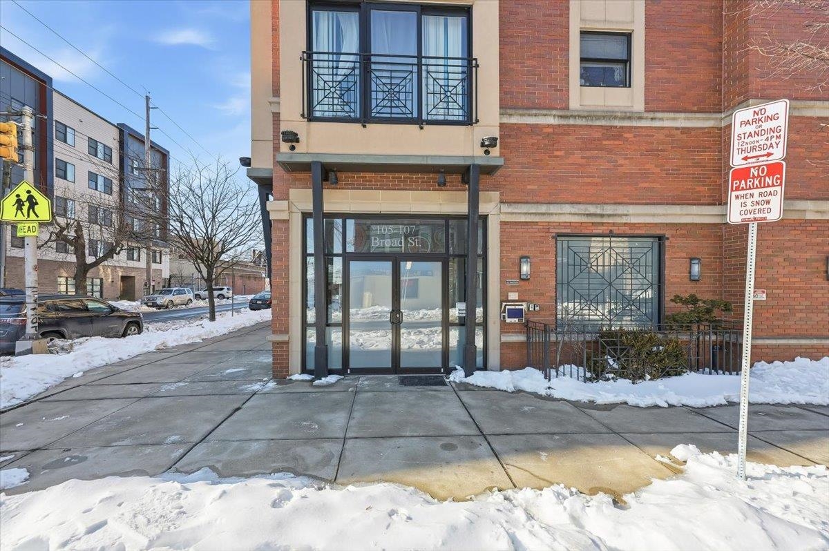 105-107 Broad Street, Unit 204 Newark, NJ 07104 - Photo 17 of 17