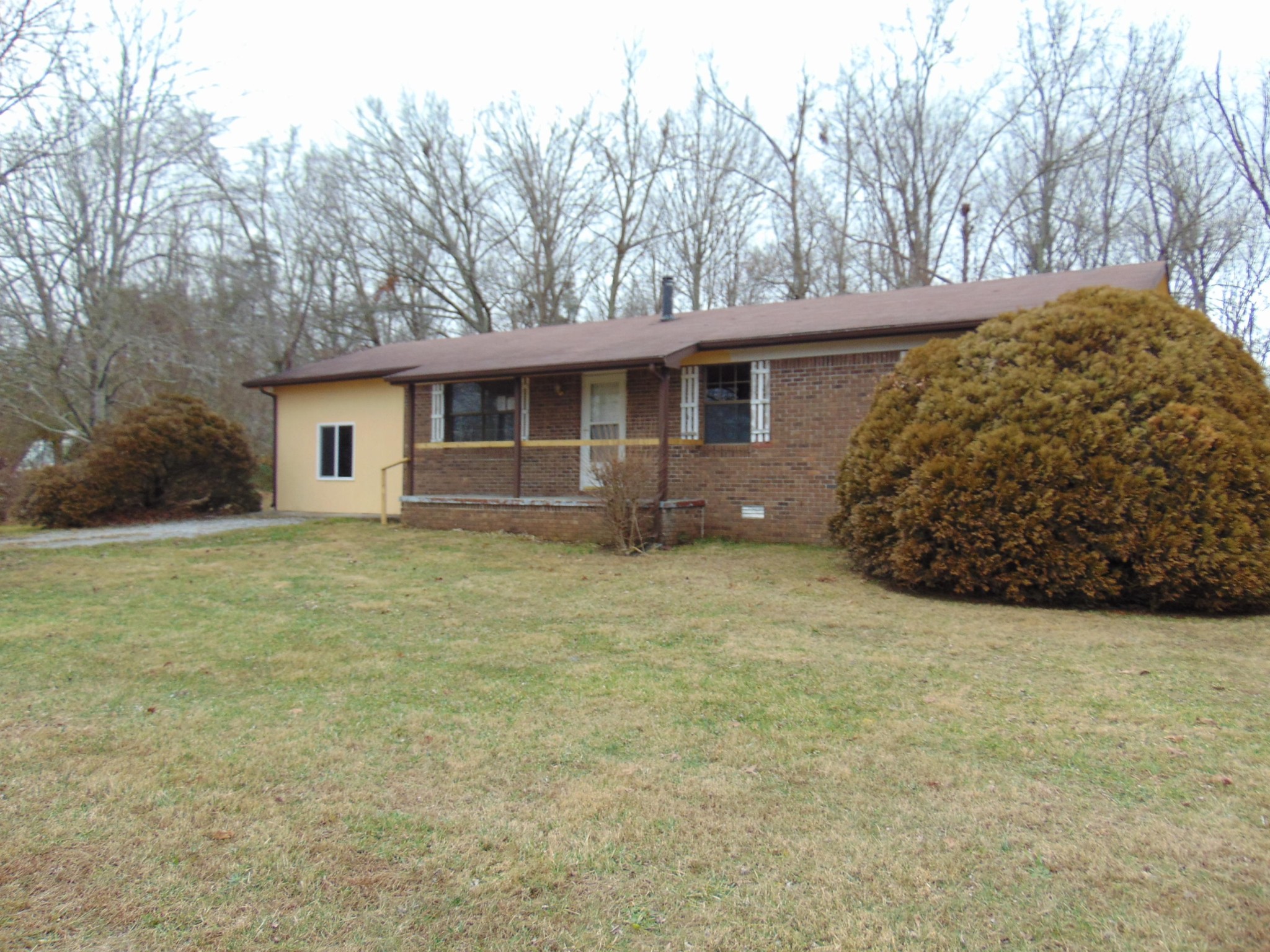 270 Leland Pryor Road Crossville, TN 38571 - Photo 4 of 30 Gallery Image 4
