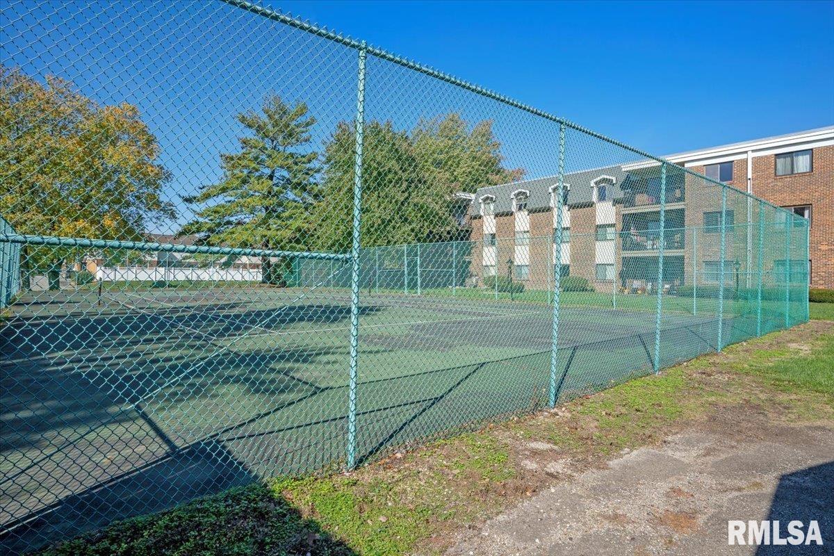 2650 Cooper Avenue, Unit 101 Springfield, IL 62704 - Photo 8 of 35 Gallery Image 8