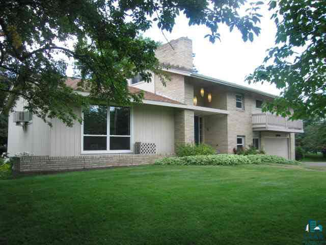 15 Royalton Road Superior, WI 54880 - Photo 2 of 9 Gallery Image 2