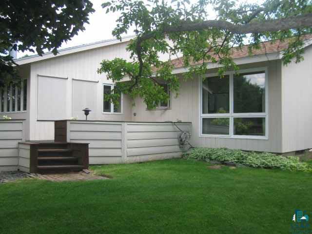 15 Royalton Road Superior, WI 54880 - Photo 3 of 9 Gallery Image 3