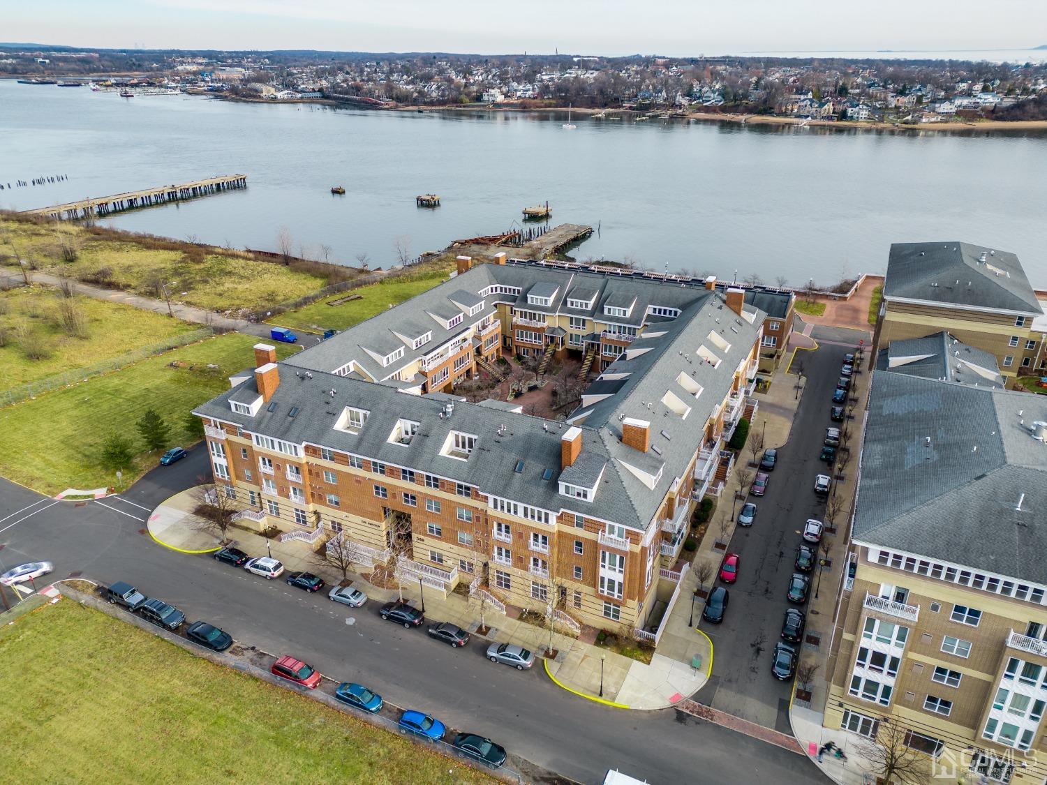 368 Rector Street, Unit 418 Perth Amboy, NJ 08861 - Photo 30 of 48 a view of a lake with a ocean view