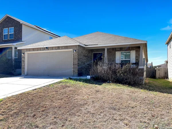 $1,700 | 11836 Silver Chase, San Antonio, TX 78254