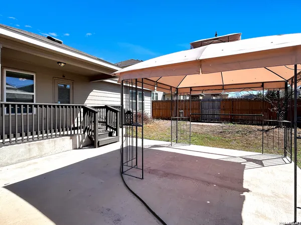 $1,700 | 11836 Silver Chase, San Antonio, TX 78254