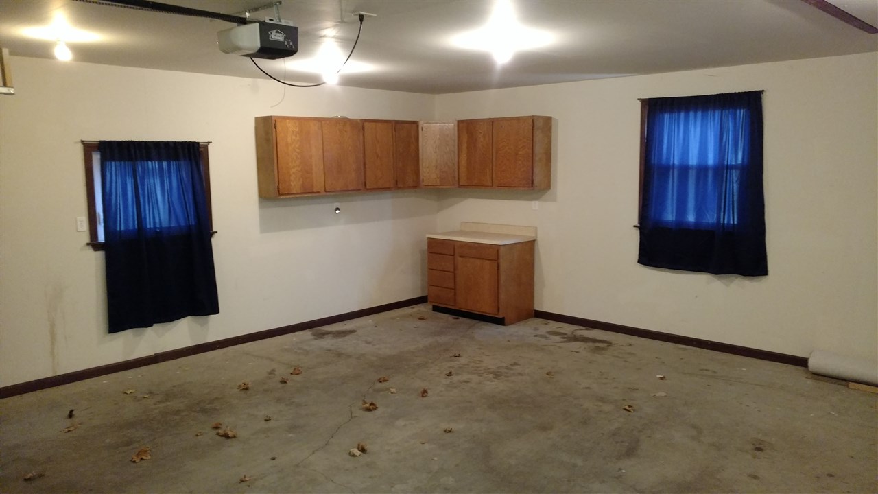 412 North 5th Street Decatur, IN 46733 - Photo 5 of 6