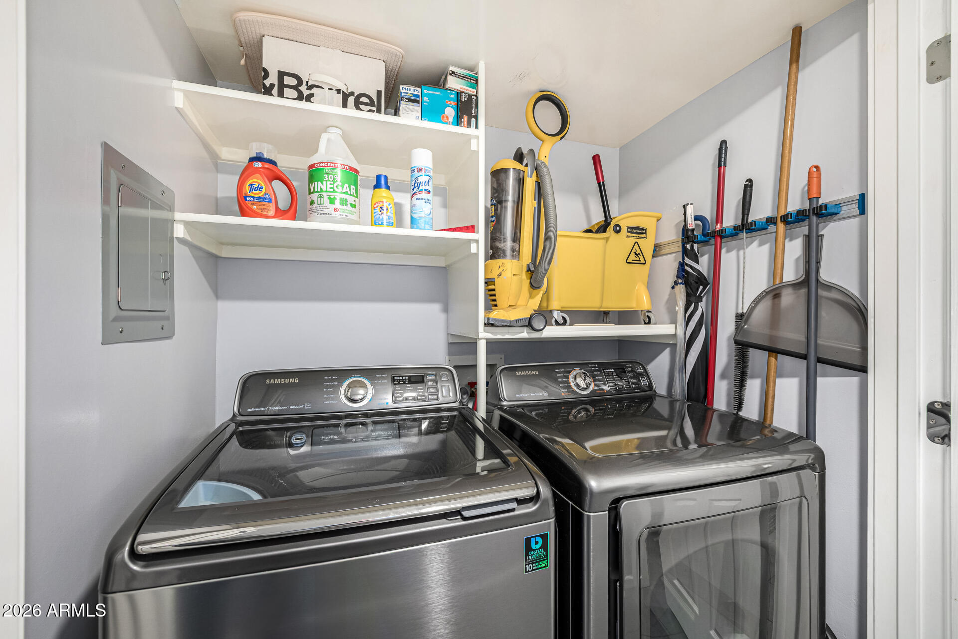1107 West Osborn Road, Unit 118 Phoenix, AZ 85013 - Photo 13 of 18 a utility room with dryer and washer
