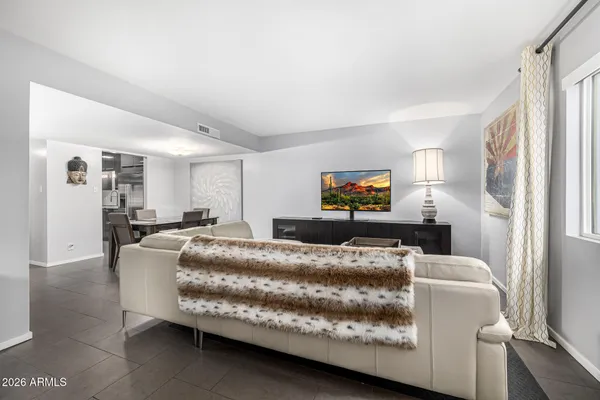 $319,900 | 1107 West Osborn Road, Unit 118, Phoenix, AZ 85013