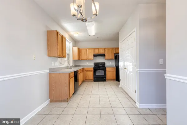 $2,100 | 747 Heather Stone Loop, Unit 87, Glen Burnie, MD 21061
