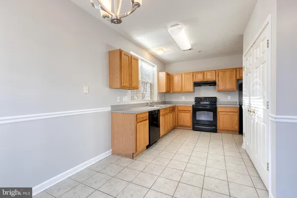 $2,100 | 747 Heather Stone Loop, Unit 87, Glen Burnie, MD 21061