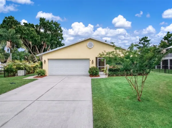 $359,900 | 237 Wild Duck Point, Lorida, FL 33857