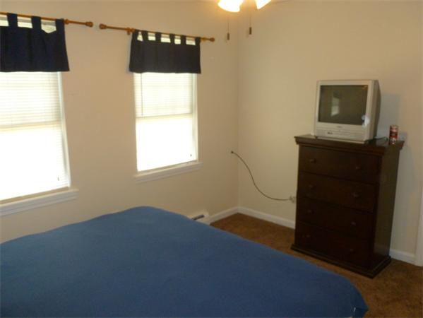 286 Acropolis Road Lowell, MA 01854 - Photo 18 of 30