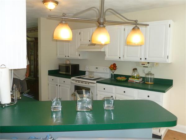 286 Acropolis Road Lowell, MA 01854 - Photo 3 of 30