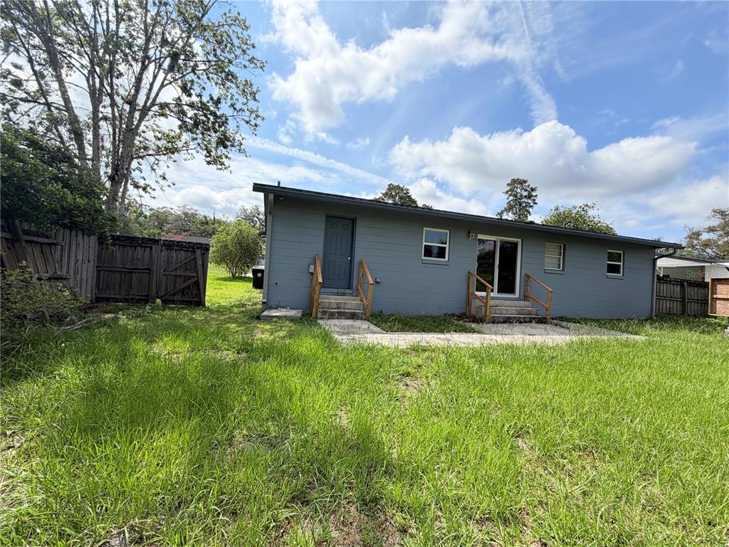 175 Capella Road Orange Park, FL 32073 - Photo 2 of 16