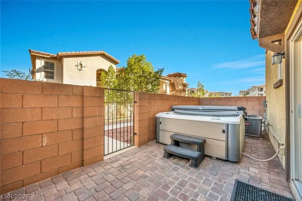 $399,990 | 1525 Spiced Wine Avenue, Unit 24104, Henderson, NV 89074