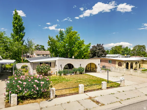 $468,000 | 1876 West 3350 South, Salt Lake City, UT 84119