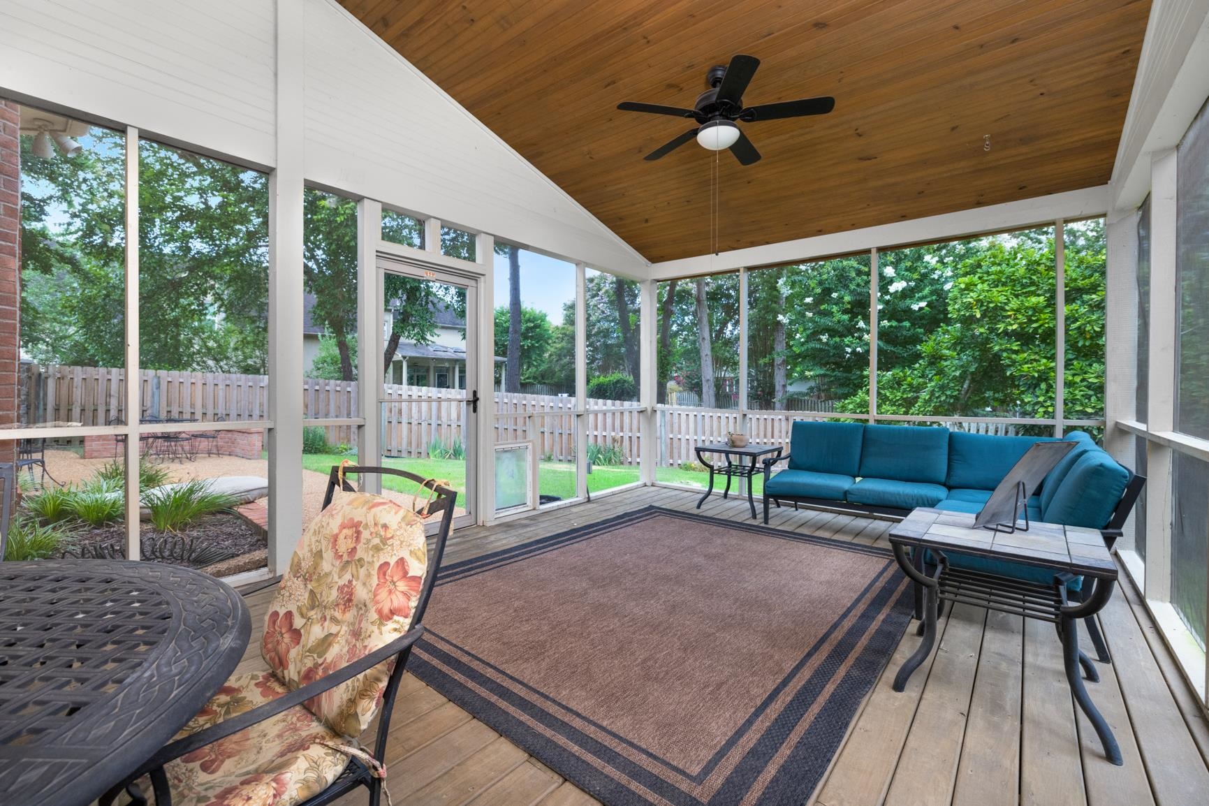 1893 Hartwell Manor West Collierville, TN 38017 - Photo 34 of 40 a view of a patio with a table chairs and a backyard