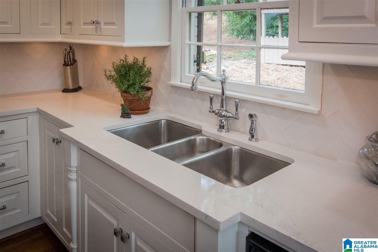3301 Faring Road Birmingham, AL 35223 - Photo 9 of 50