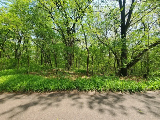 $33,900 | 39091 North Mound Avenue, Spring Grove, IL 60081