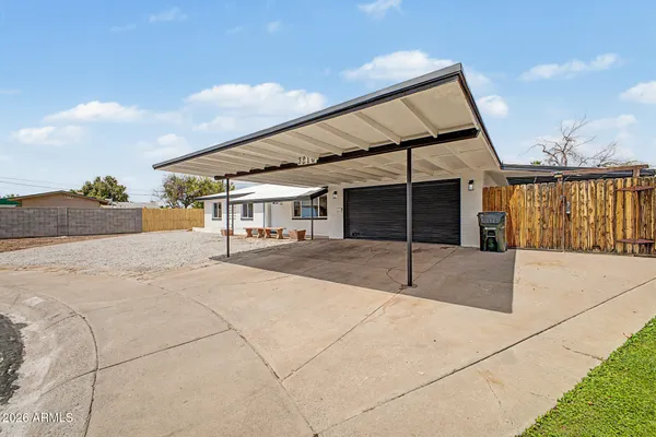 $465,000 | 3210 North 49th Avenue, Phoenix, AZ 85031