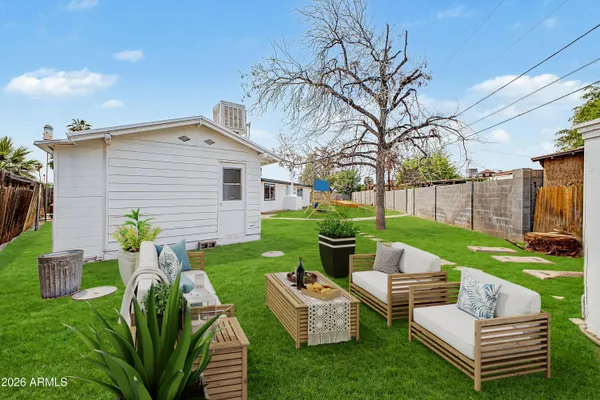 $465,000 | 3210 North 49th Avenue, Phoenix, AZ 85031
