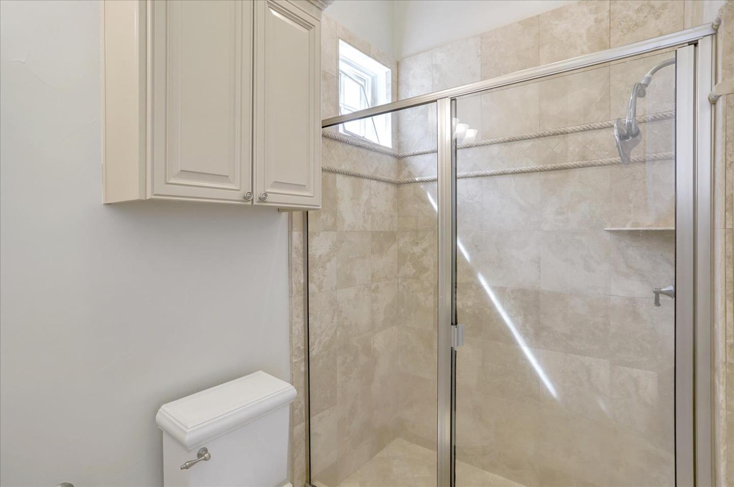 1120 Wallace Road Placerville, CA 95667 - Photo 38 of 70 a bathroom with a shower and toilet