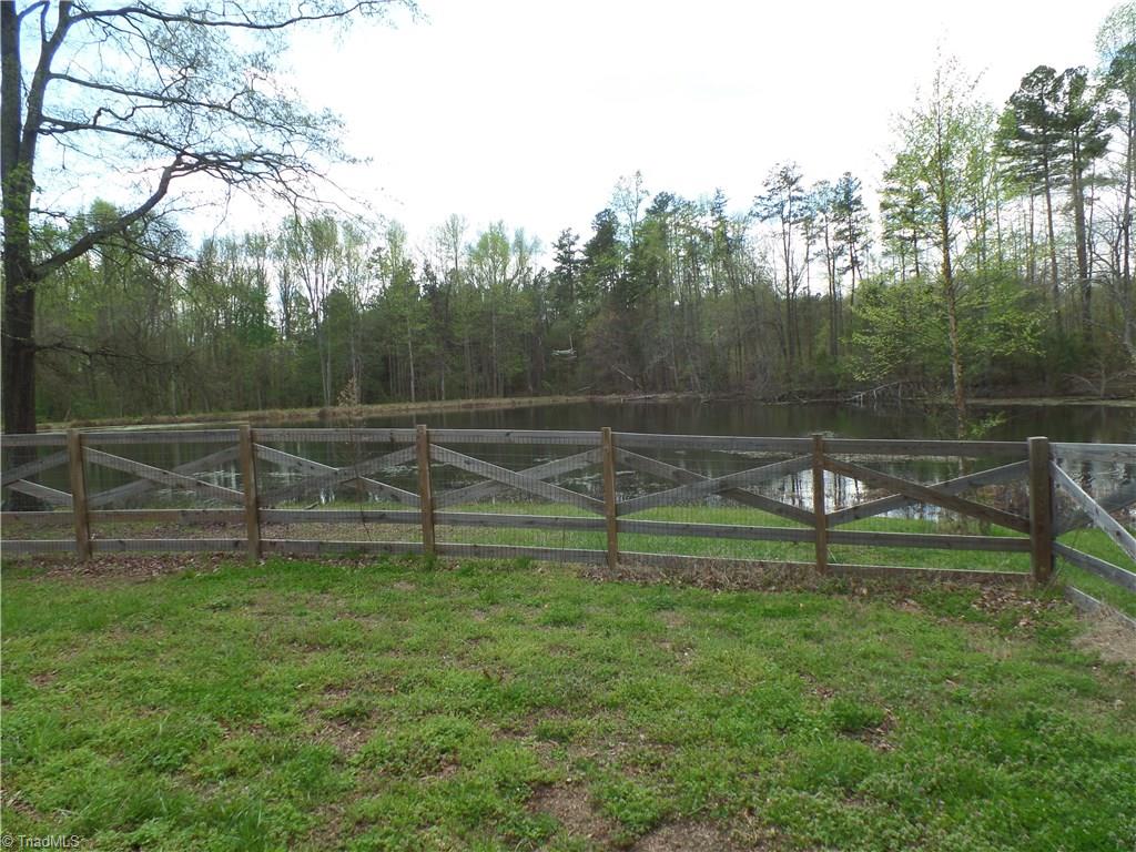 4544 Southeast School Road Greensboro, NC 27406 - Photo 14 of 19