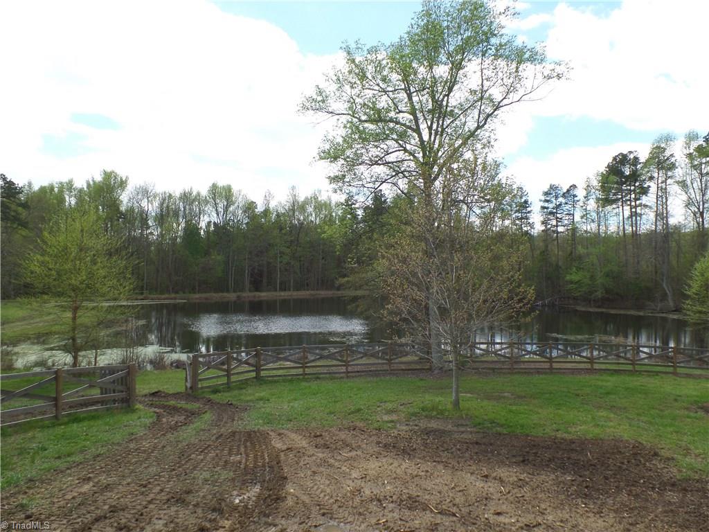 4544 Southeast School Road Greensboro, NC 27406 - Photo 15 of 19