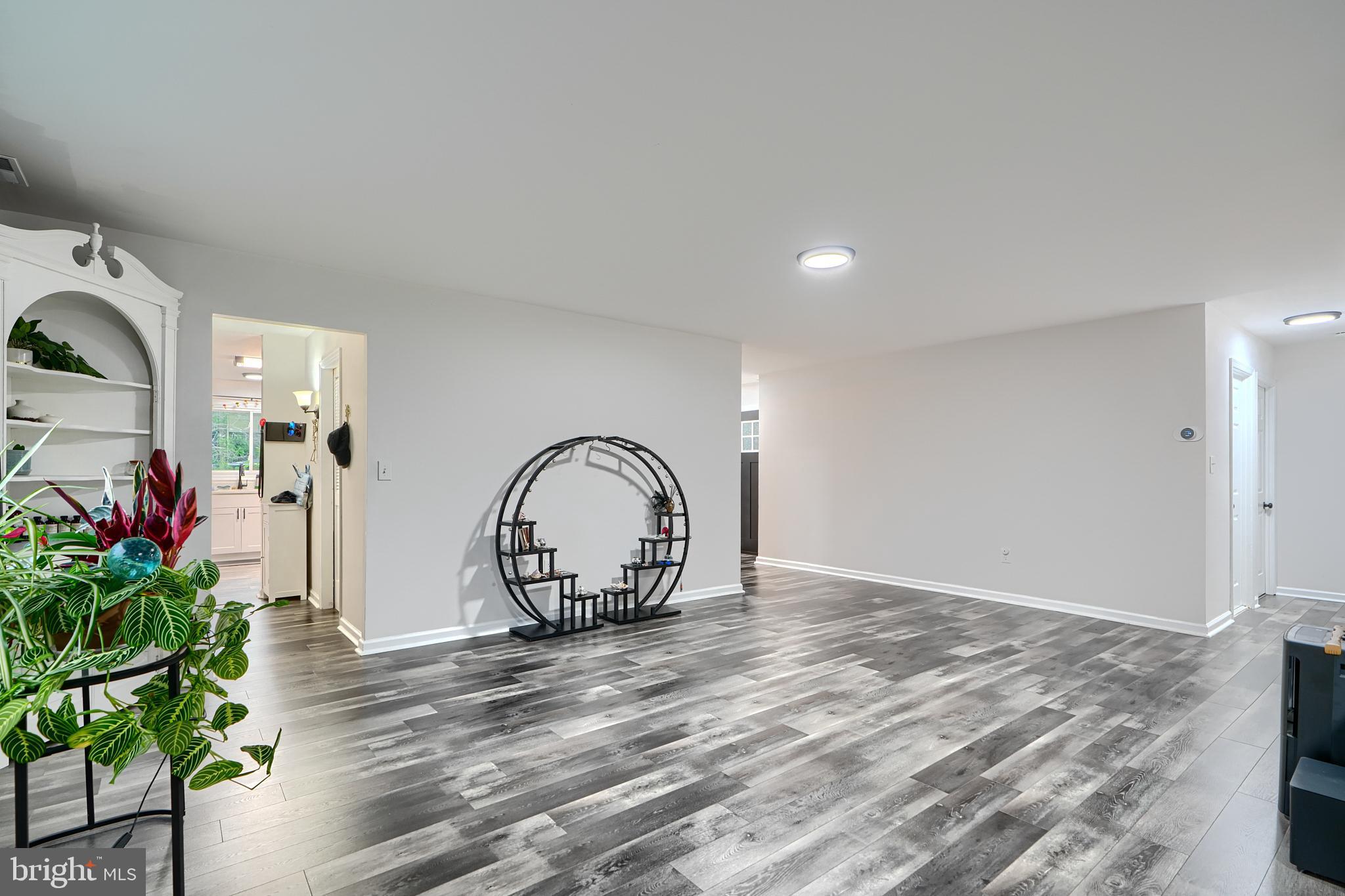 2001 Kennicott Road Baltimore, MD 21244 - Photo 8 of 37