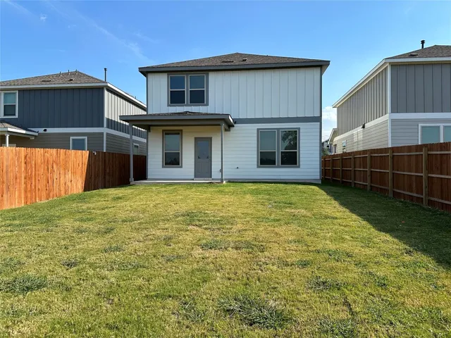 $2,150 | 253 Redonda Drive, Liberty Hill, TX 78642