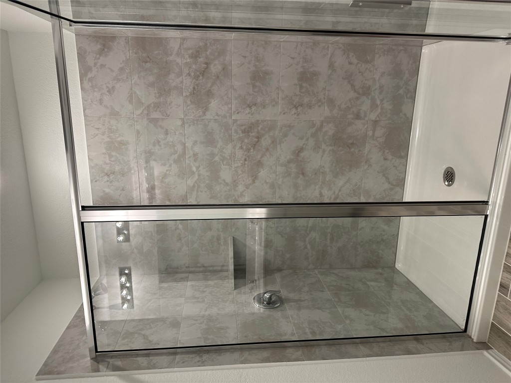 253 Redonda Drive Liberty Hill, TX 78642 - Photo 6 of 18