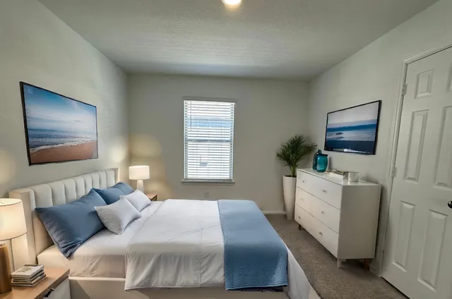 $2,150 | 253 Redonda Drive, Liberty Hill, TX 78642