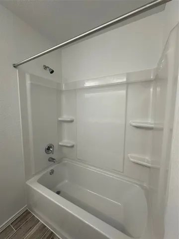 $2,150 | 253 Redonda Drive, Liberty Hill, TX 78642