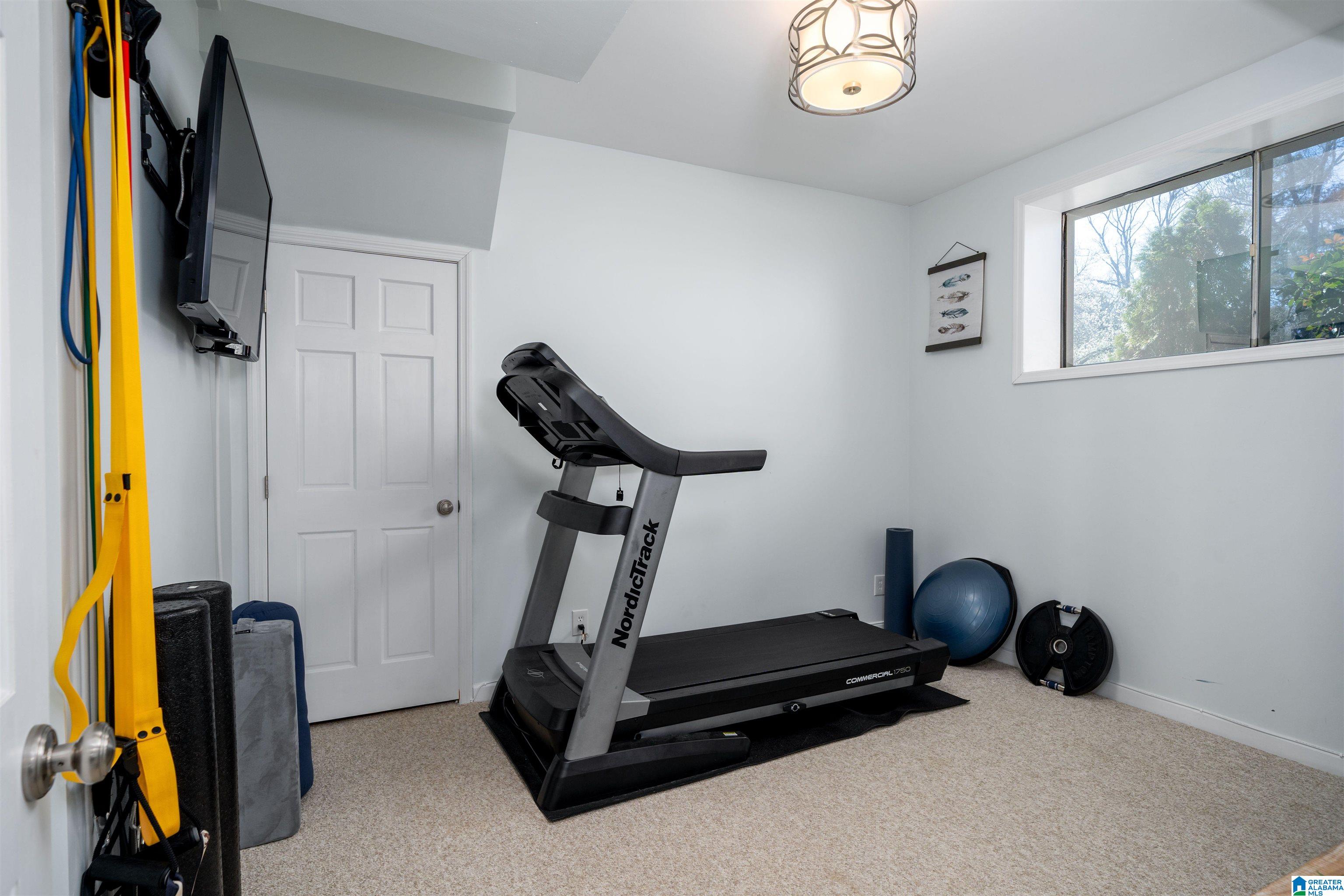 1305 Overwood Road Birmingham, AL 35222 - Photo 27 of 33