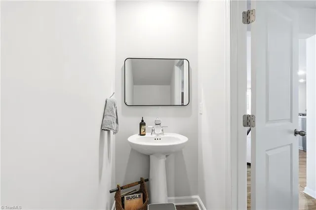 $320,000 | 2949 Legacy Rdg Lane, Catawba, NC 28609